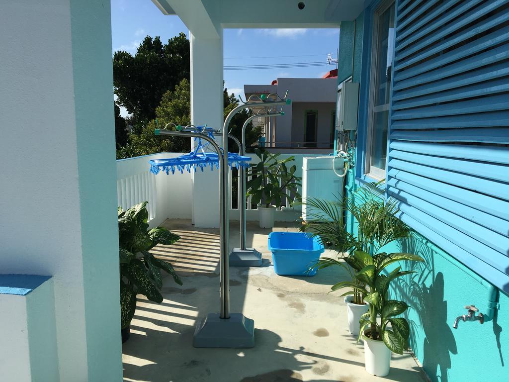 Dolphins And Whales Apartment Ishigaki  Екстериор снимка
